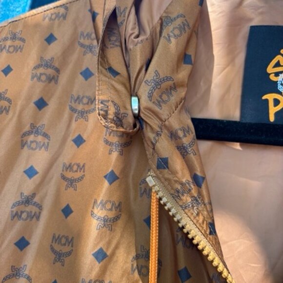 MCM Sam Pen Raincoat - Picture 9 of 10